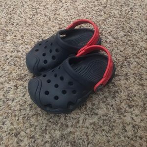 Crocs toddler boy size 7